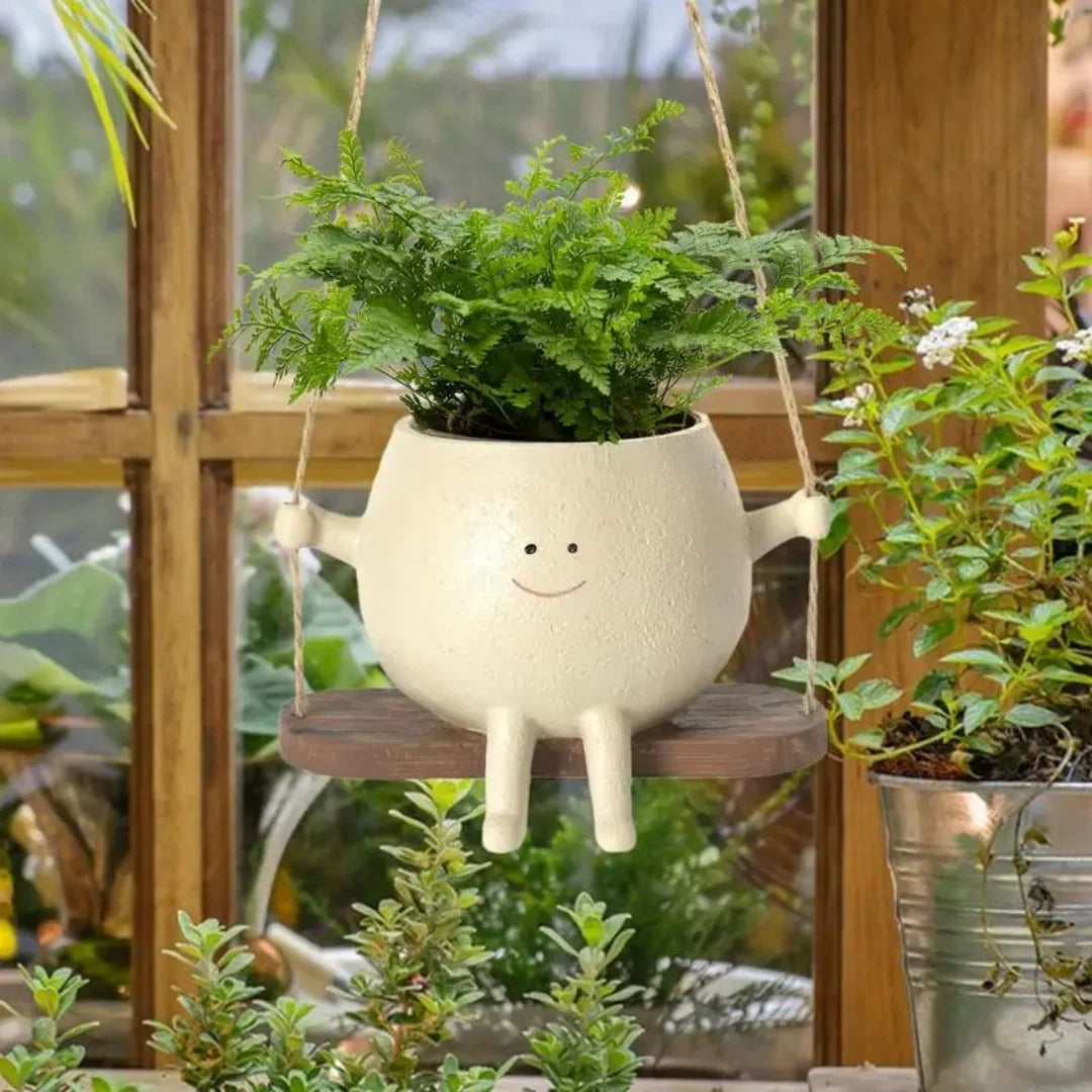 Swing Face Planter Pot Wall Hanging Planters Resin Smiling Face Planter Pot Creative Plant Hanger Baskets Flower Pot for Garden