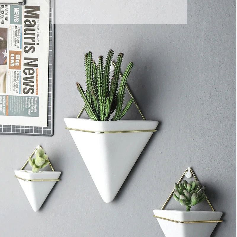 Triangular Ceramic Vase Hydroponic Wall Hanging Vase Flower Arrangement Plant Flower Pot Simple Wall Hanging Indoor Decoration