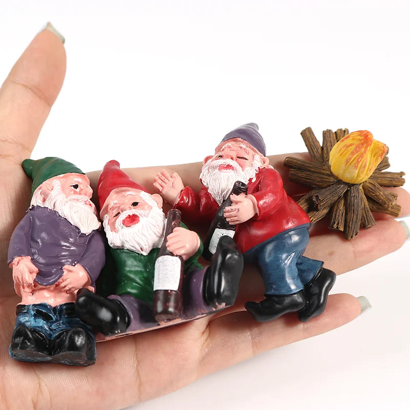 1pcs Cute Resin Garden Gnome Funny Dwarfs Store Lawn Ornaments For Home Office Desk Diy Crafts Figurines Bonsai Decoration