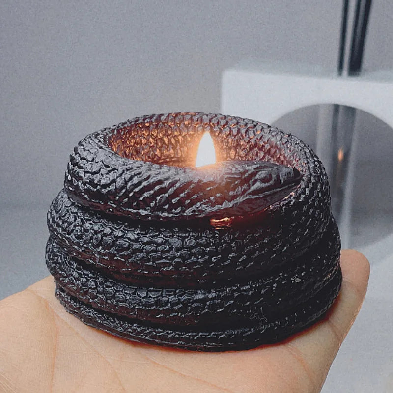 small plate snake candle halloween decoration-limlight decor 
